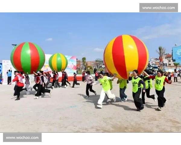 抬轿竞技盛会燃动全城比拼力量与团队协作魅力